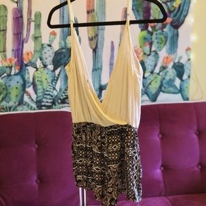 Small deep v neck and back boho print romper